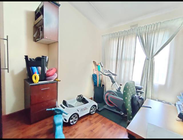 3 BEDROOM TOWNHOUSE FOR SALE IN RIDGEWAY